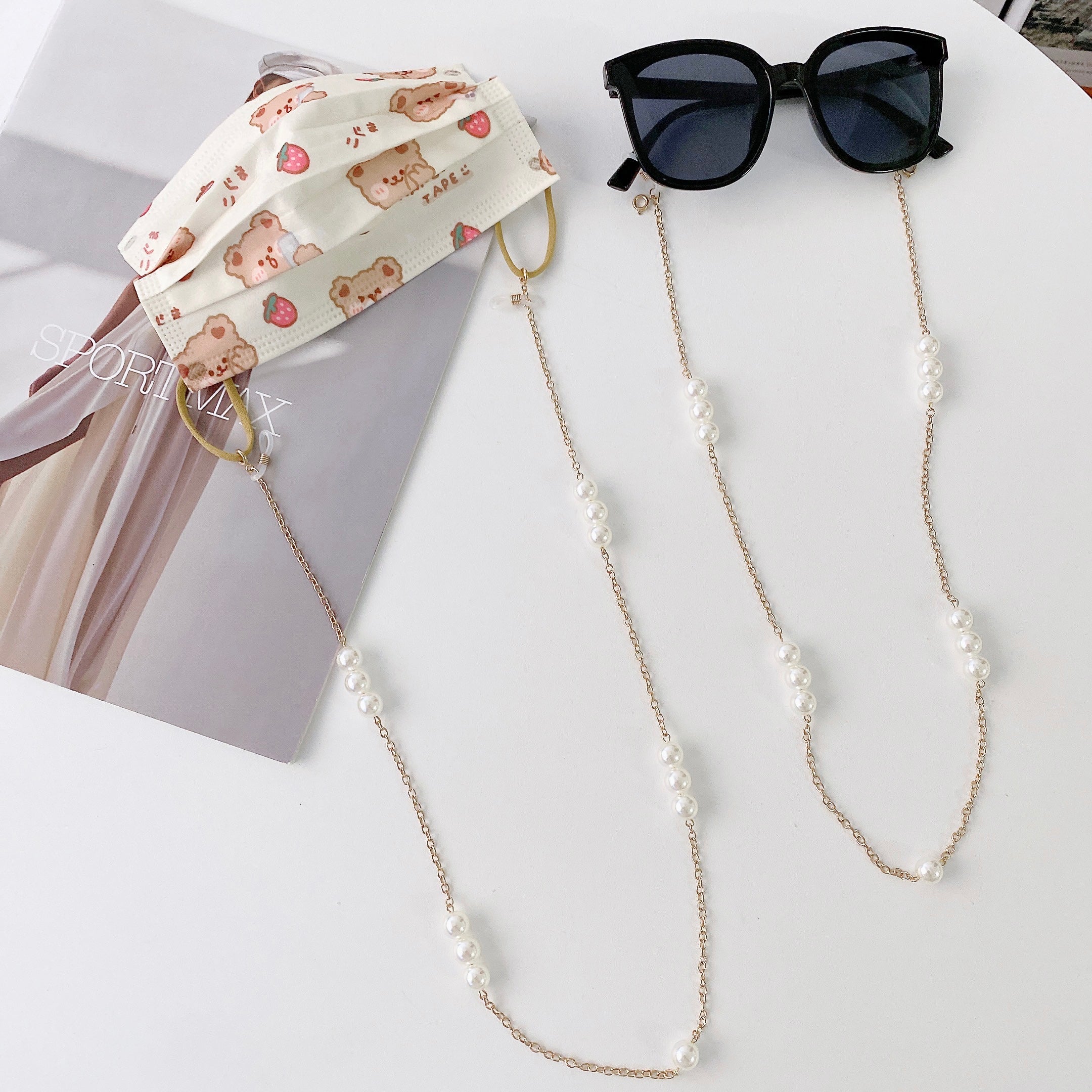 Mask & Sunglasses Chain