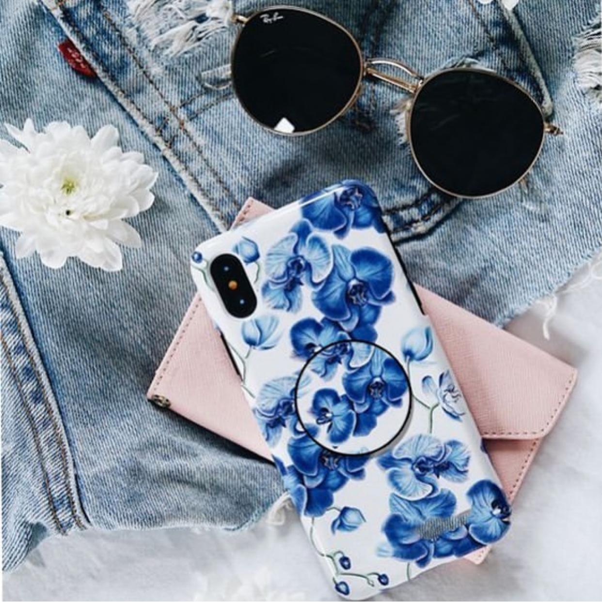 The Blue Floral Slim Case Cover With Holder - Kalakaar Indiaa